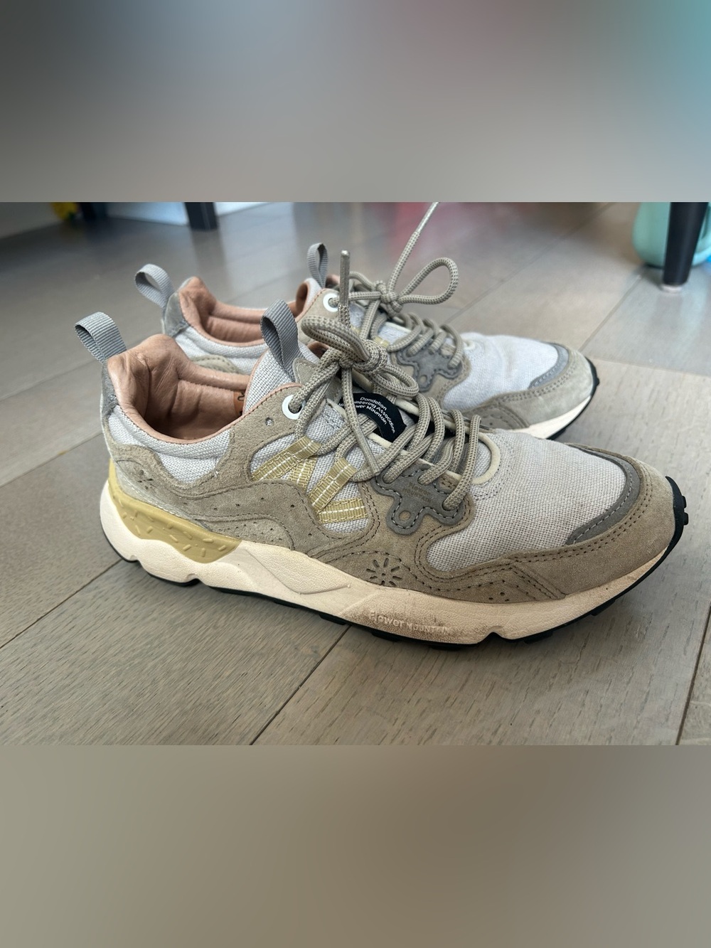 Flower Mountain Yamano 3 Taupe /Light Beige US 7.5